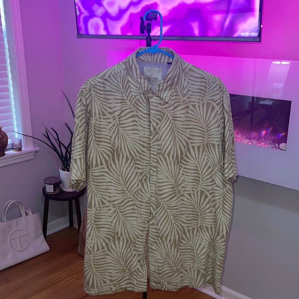 Island-Print Button Down Shirt